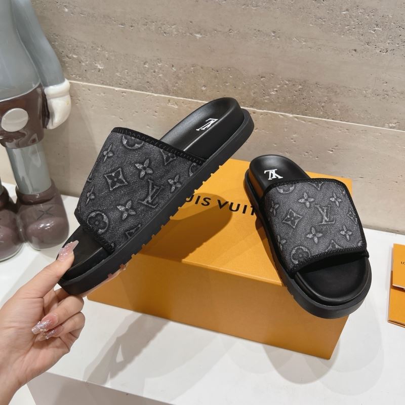 Louis Vuitton Slippers